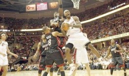 nba吃瓜撒花,盘点那些令人捧腹的精彩瞬间