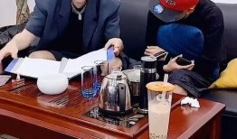同事强行吃瓜,办公室风云再起