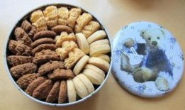 小熊饼干吃瓜,小熊饼干与瓜果乐园的奇幻之旅